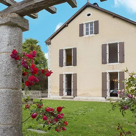 Villa Arsague Sleeps 6 Pool Wifi