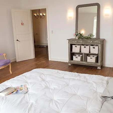 Villa Arsague Sleeps 6 Pool Wifi Arsagne